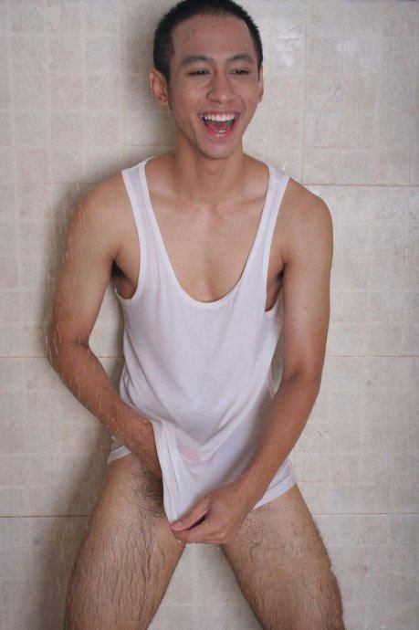 ซี๊ดดดดดด หนุ่มๆ ยามเที่ยง By Chay-ake