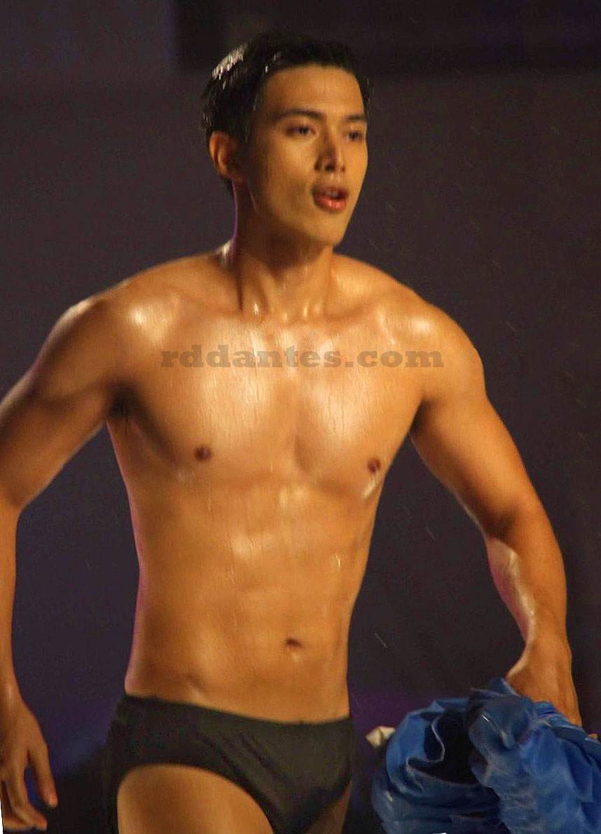 ซี๊ดดดดดด หนุ่มๆ ยามเที่ยง By Chay-ake