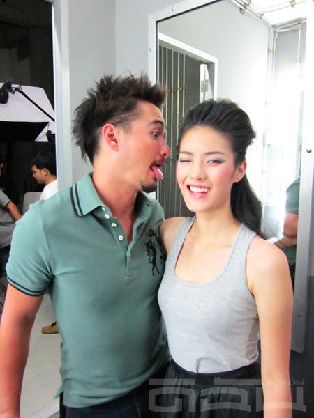 ลินซี-กมลพรรณ & อนันดา เบี้องหลังถ่ายแบบนิตยสาร ดิฉัน no.832 October 2011