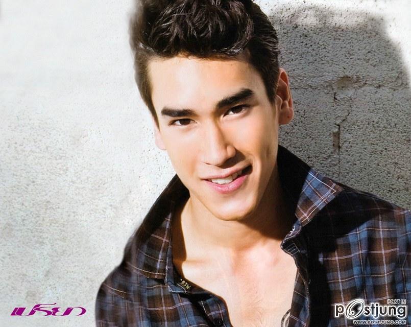 รอยยิ้มที่คุณๆต้องเคลี้ม