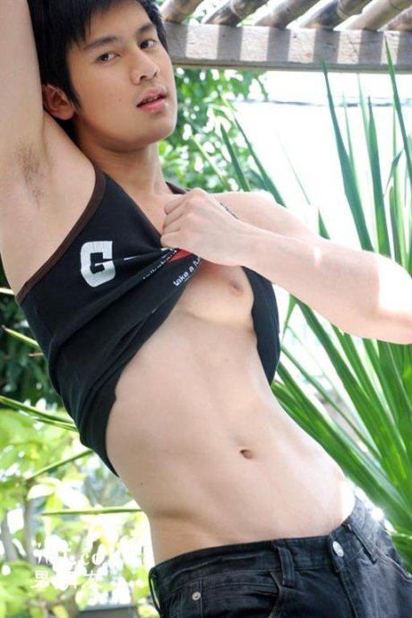 ซี๊ดดด หนุ่มๆ ยามค่ำคืน คริๆ By Chay-ake