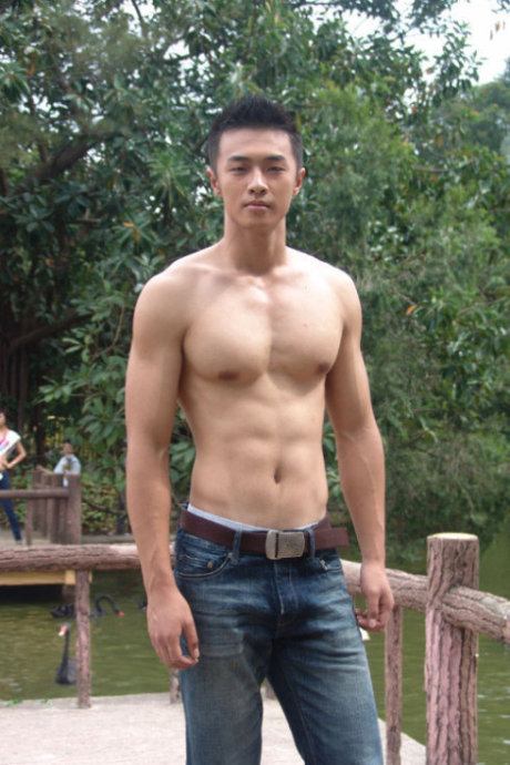ซี๊ดดด หนุ่มๆ ยามค่ำคืน คริๆ By Chay-ake