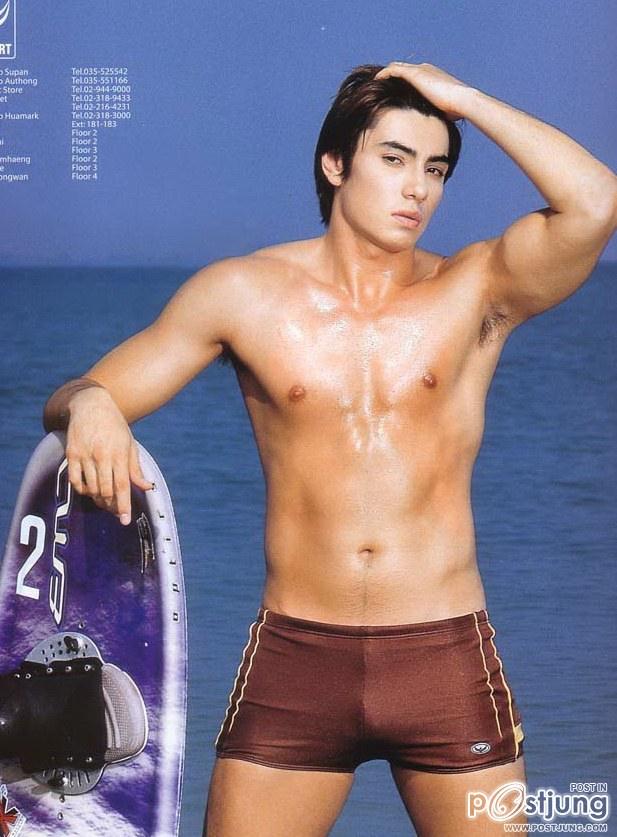 ใต้วงแขนแสนสะท้านนนนนฟินจัง