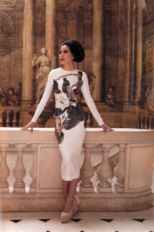 เชอร์รี่ เขมอัปสร จากปกLIPSไม่รู้ว่าเก่ายังแต่เพิ่งเจอมาสวยดีครับ