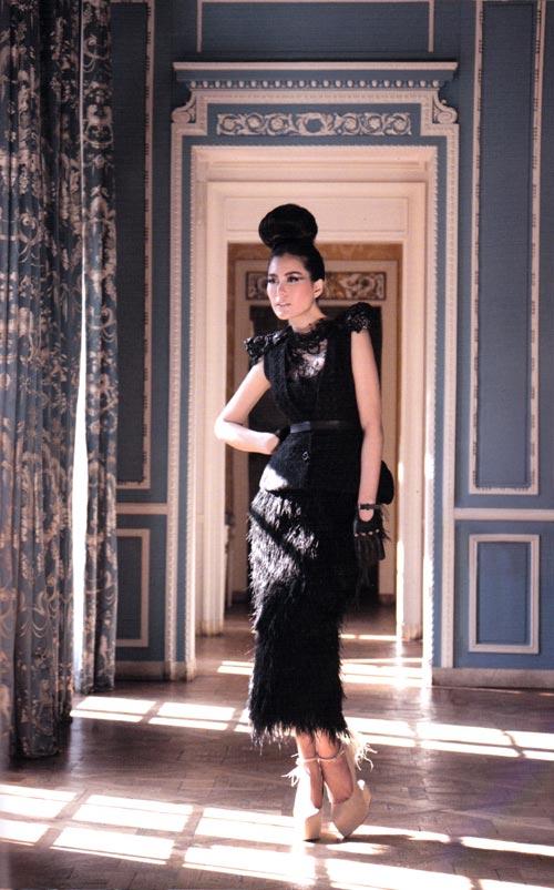 เชอร์รี่ เขมอัปสร จากปกLIPSไม่รู้ว่าเก่ายังแต่เพิ่งเจอมาสวยดีครับ