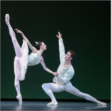 ลีลาสรีระ 2 แบบ