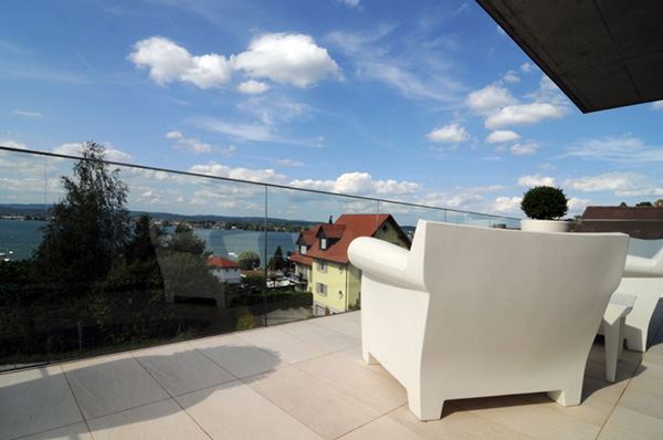 Cottage Style Houses - cool contemporary take on Swiss chalet สวย