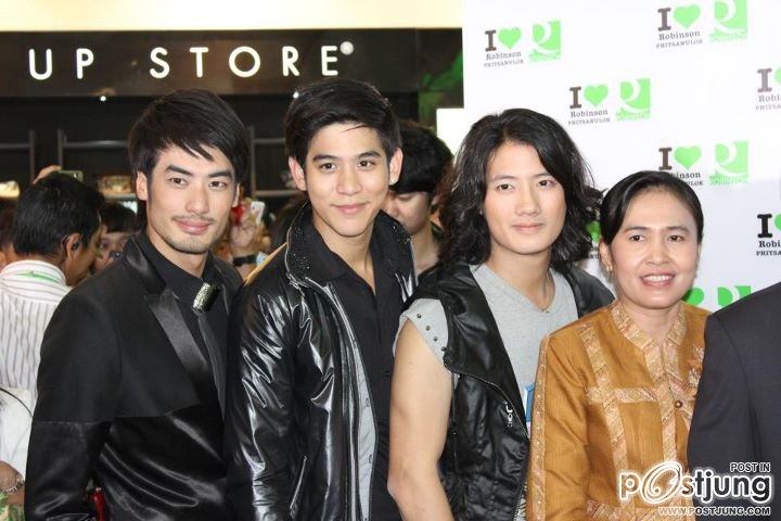 ซุปเปอร์สตาร์ อั้ม บอย พอร์ช เป้ โบวี่ @ROBINSON PHITSANULOK