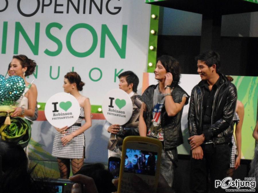 ซุปเปอร์สตาร์ อั้ม บอย พอร์ช เป้ โบวี่ @ROBINSON PHITSANULOK