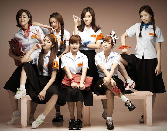 T-ara กับแฟชั่น retro school girls