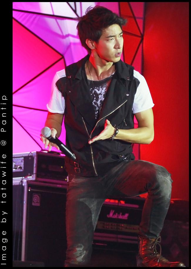 โตโน่  งาน  BANGKOK FUN FEST @ CTW