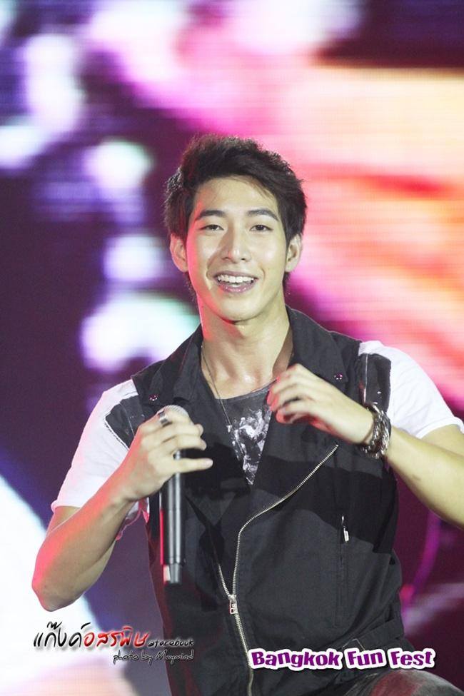 โตโน่  งาน  BANGKOK FUN FEST @ CTW
