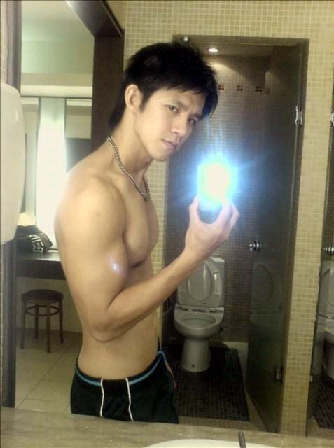 ซี๊ดดดด !!! อิสซ่า ผู้ชายยามเย็น (เตะบอลก่อนคร๊าบบเจอกันดึกๆ) By Chay-ake