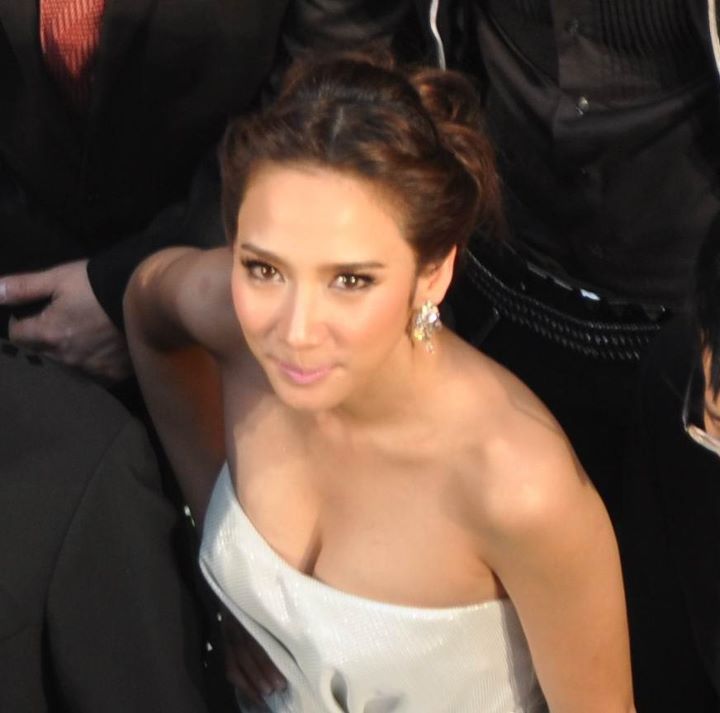 พัชราภา นางพญา เห็นๆ ROBINSON phisanulok