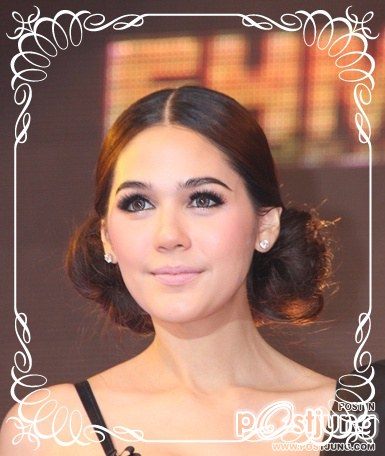 เอาใบหน้าสวยๆ ของดาราหญิง ที่ได้ขึ้นชื่อว่าเป็นผู้หญิงที่ hot ที่สุดแห่งปี