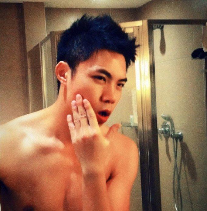 5555 หนุ่มซี๊ดๆ ช่วงบ่ายๆ By Chay-ake