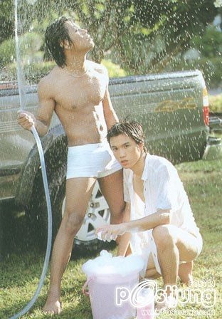 อดีตที่น่าอดูด