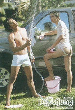 อดีตที่น่าอดูด