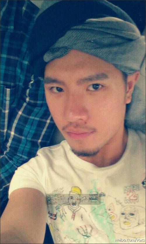 ตี๋๋๋๋๋๋๋ี๋ถ่ายรูปเอง