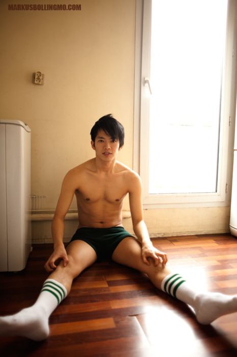 หนุ่มตี๋๋๋๋๋๋๋ี๋๋ี๋ยุ่นโสม