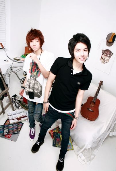 หนุ่มตี๋๋๋๋๋๋๋ี๋๋ี๋ยุ่นโสม