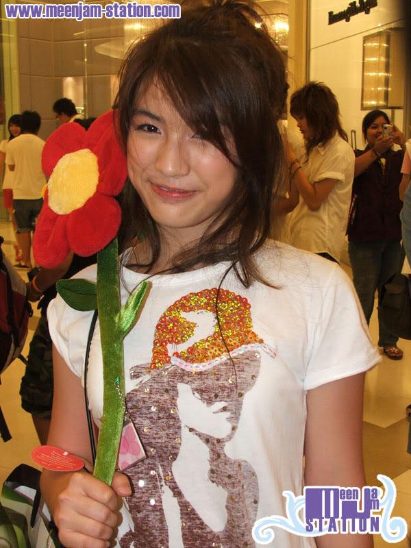 คิดถึงสาวน้อยคนนี้กันบ้างรึเปล่า