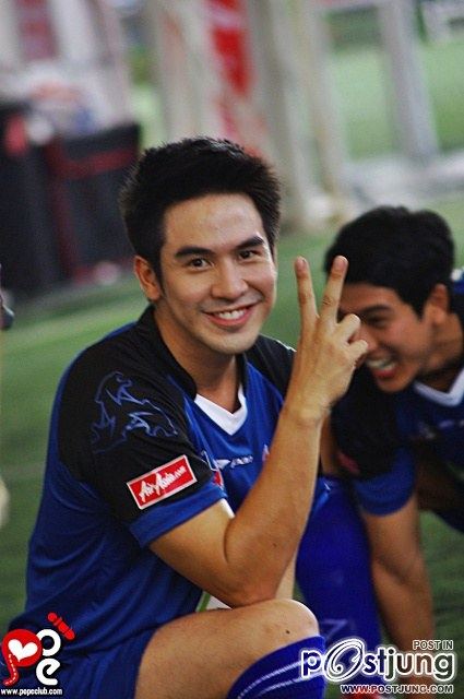 พี่โป๊ป....จากแฟนคลับ4