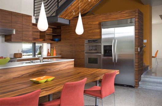 Contemporary Sustainable Southern California House - Casa Familia