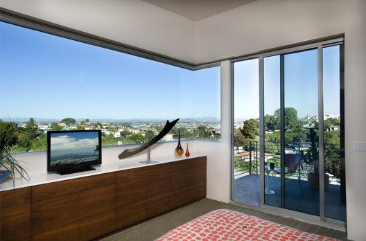 Contemporary Sustainable Southern California House - Casa Familia