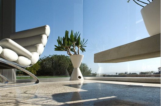 Contemporary Sustainable Southern California House - Casa Familia