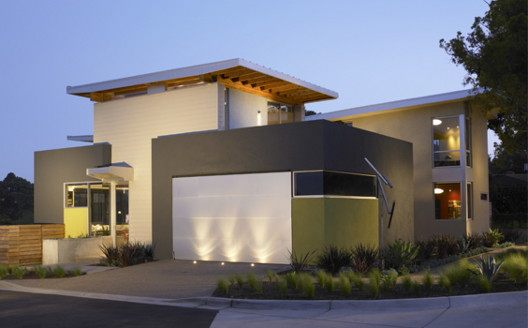 Contemporary Sustainable Southern California House - Casa Familia