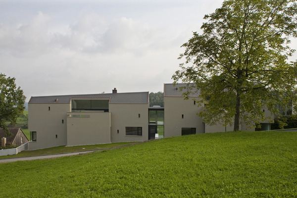 Narrow Lot House Plans &ndash; narrow and vertical in Swiss