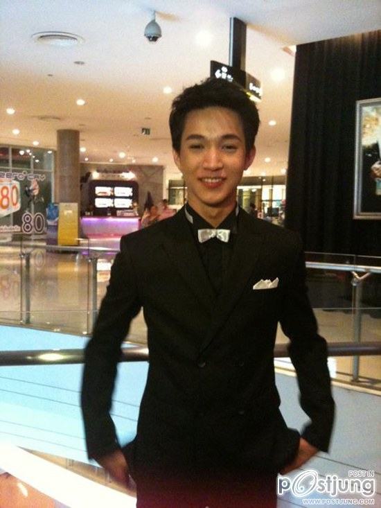 บอย ถกลเกียรติ ระดมดาราเอ็กแซ็กท์ถ่ายทอดเพลง "ในหลวงของแผ่นดิน"