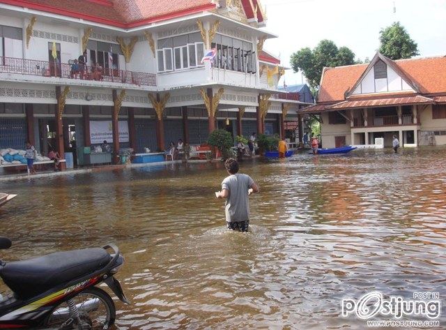 วัดมณีชลขัณฑ์ จังหวัดลพบุรี ถูกน้ำท่วม ปี พ.ศ.2554