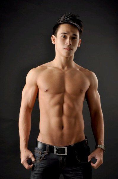 ตี๋๋๋๋๋๋๋ี๋๋๋๋แมนตี๋ล่ำมากมายให้เลือก