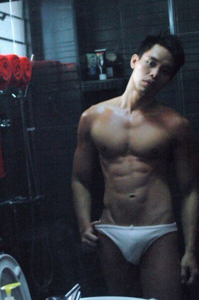 ตี๋๋๋๋๋๋๋ี๋๋๋๋แมนตี๋ล่ำมากมายให้เลือก