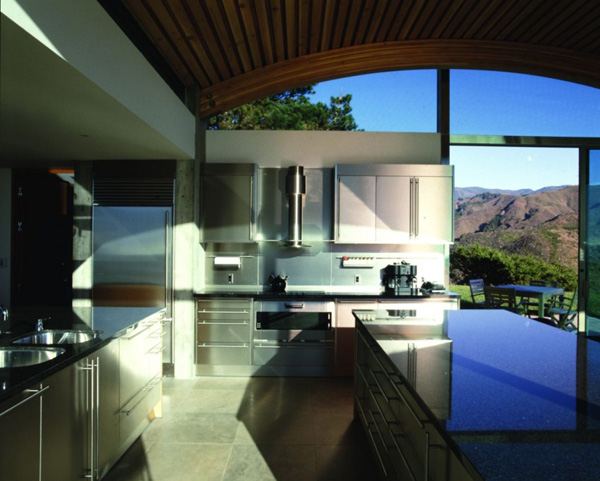 Glass House Architecture in Sunny California