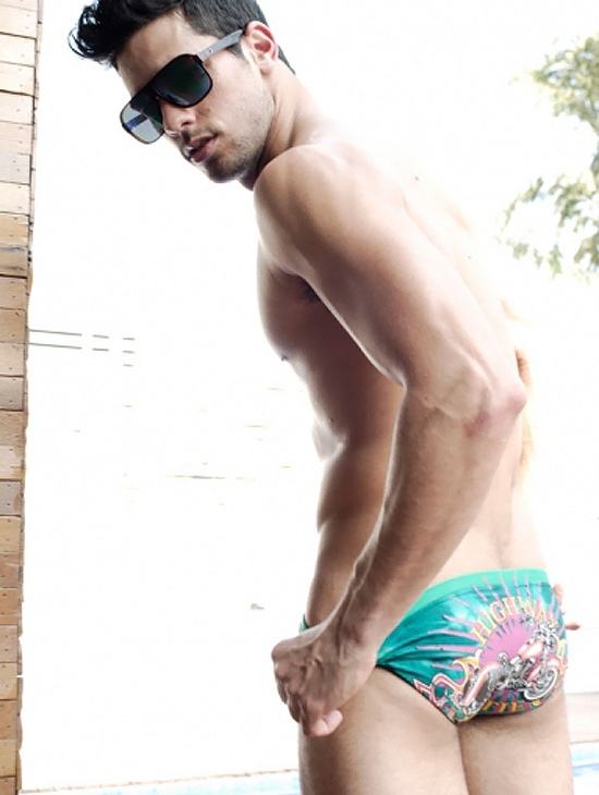 Fabiano Herrera for Revista Junior No. 33