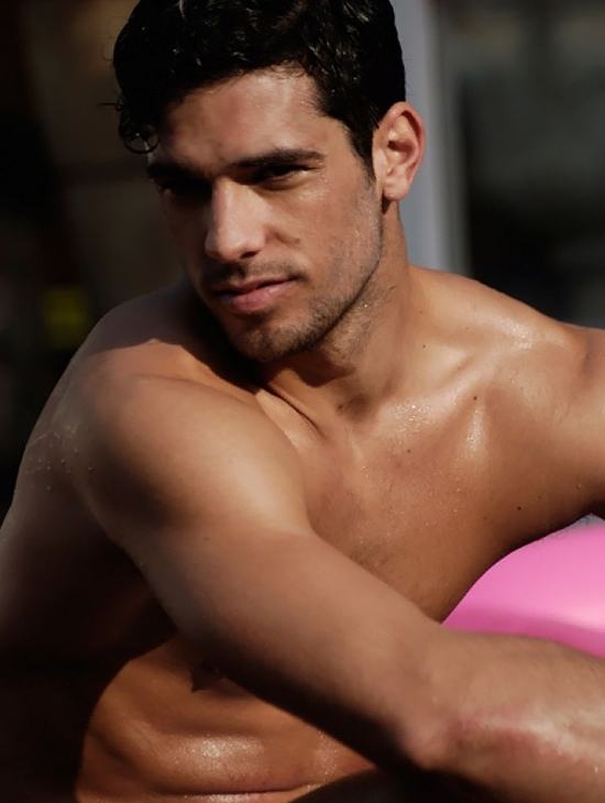 Fabiano Herrera for Revista Junior No. 33