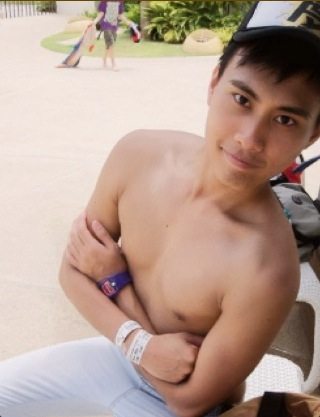 ตี๋เข้มตี๋แมนล่ำๆ