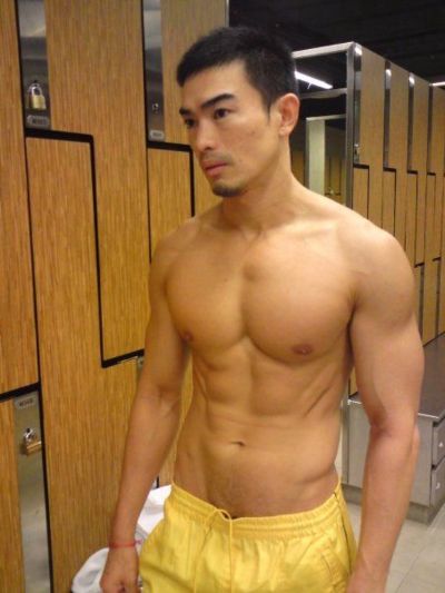 ตี๋เข้มตี๋แมนล่ำๆ