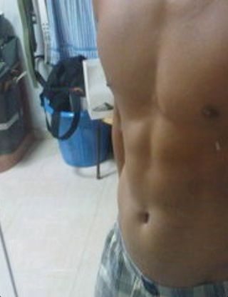 ตี๋เข้มตี๋แมนล่ำๆ