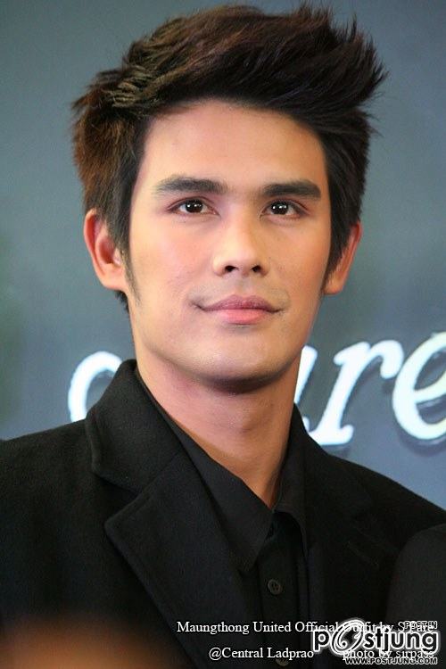 ริมฝีปากแบบไหนคุณอยากสัมผัสสสสส