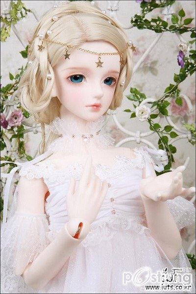 ตุ๊กตาดอลฟี่สวยๆ