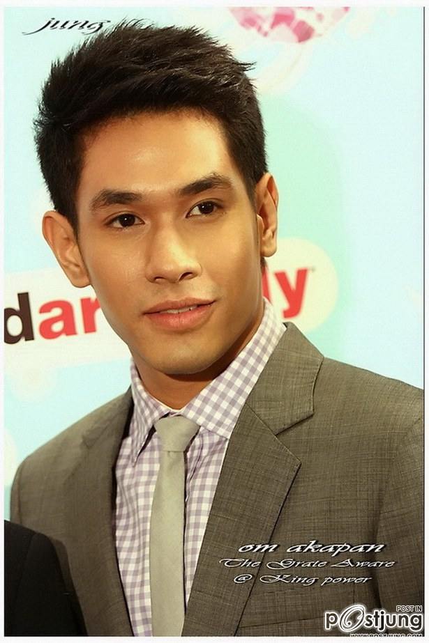 อ๋อมหล่อๆ