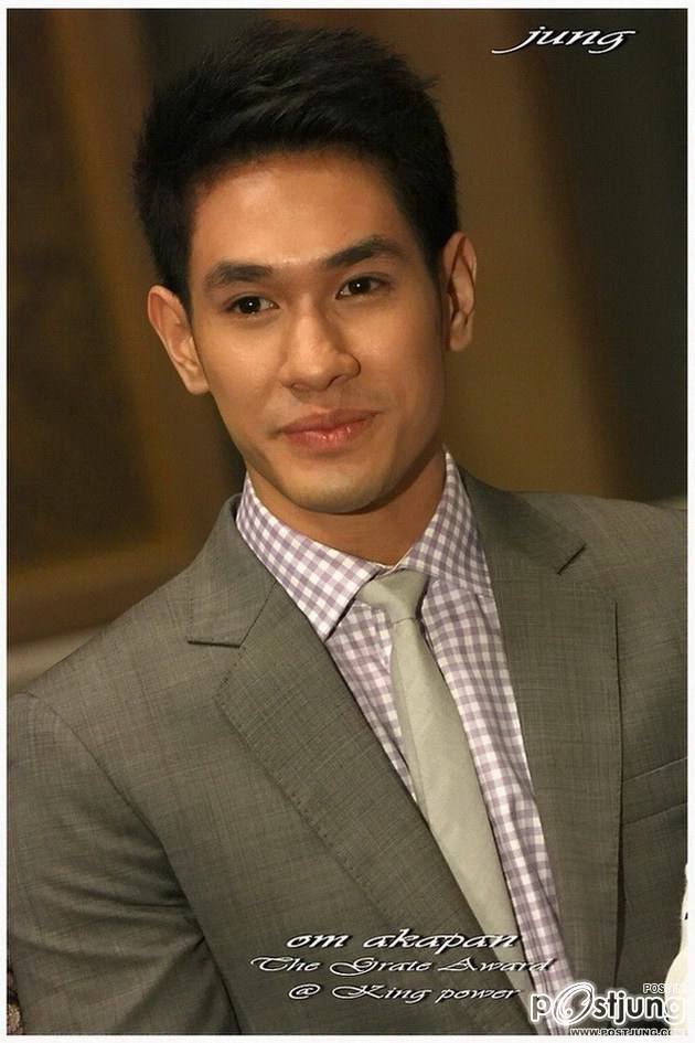 อ๋อมหล่อๆ