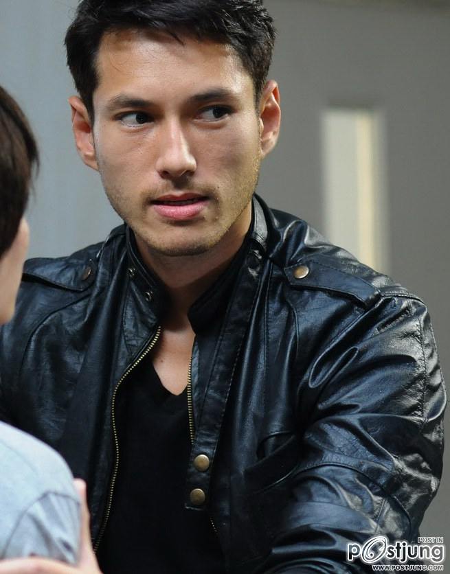 เจสัน ยัง