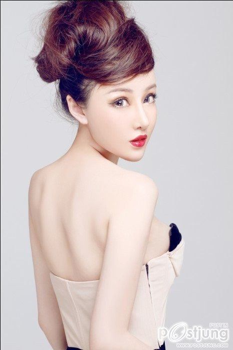 Shi Zi Jia สาวจีนคนนี้ สวยได้อีกเยอะ!
