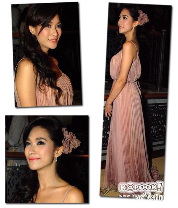 นางเอกสุดมั่น