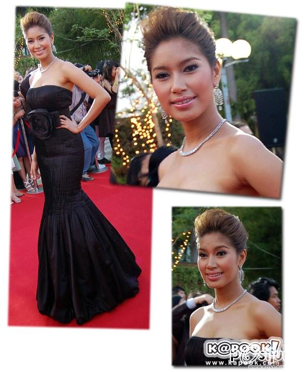 นางเอกคมเข้ม